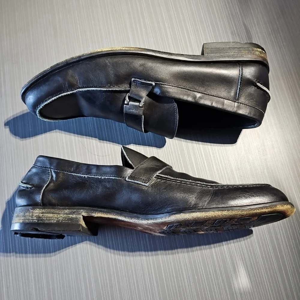 Salvatore Ferragamo Black Leather Loafers Buckle Strap Men's 9D Good‎ Condition